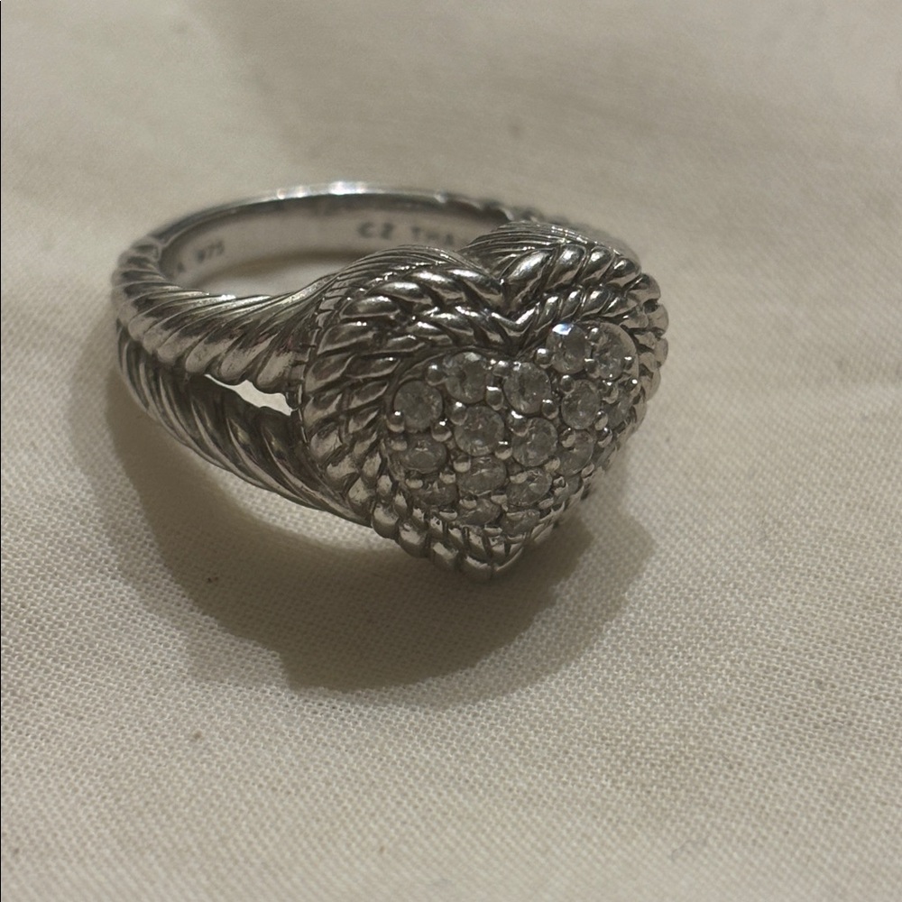 Judith Ripka Silver Heart CZ Ring Size 7 - Picture 4 of 6